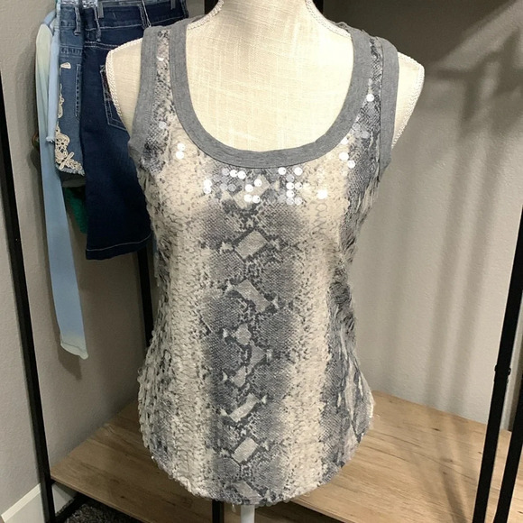 Karen Kane Tops - Karen Kane Sequin Tank Sz S
